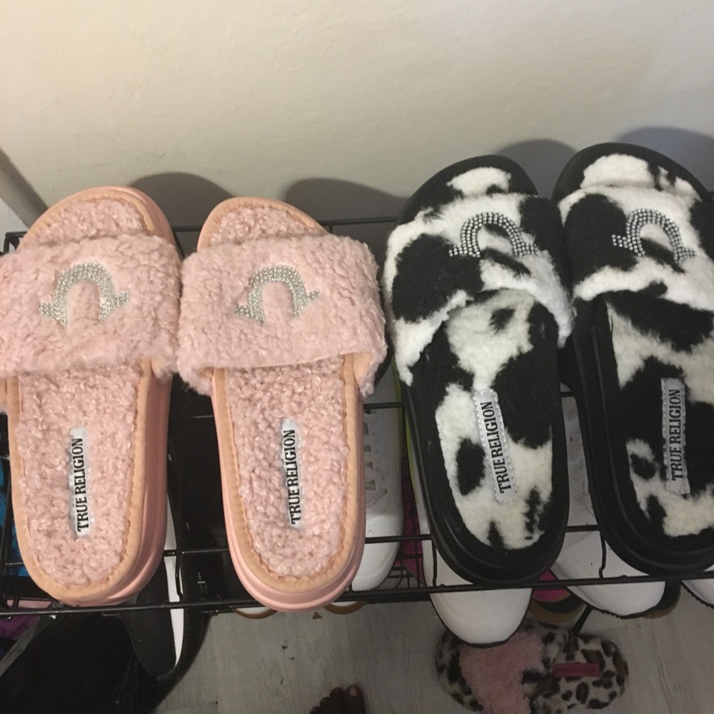 True Religion - Picture 5 of 5